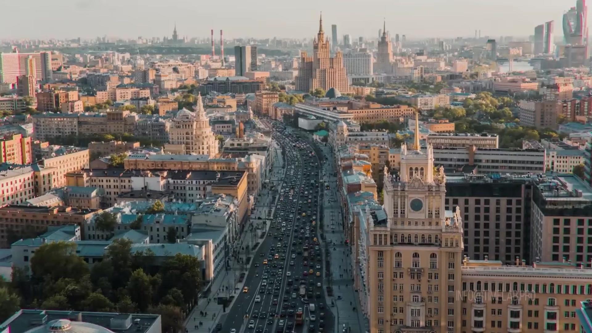 Opening frame of Yandex Food — commercial for Yandex